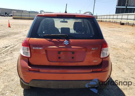 2011 Suzuki Sx4 из США, поврежденный, VIN JS2YB5A35B6301629